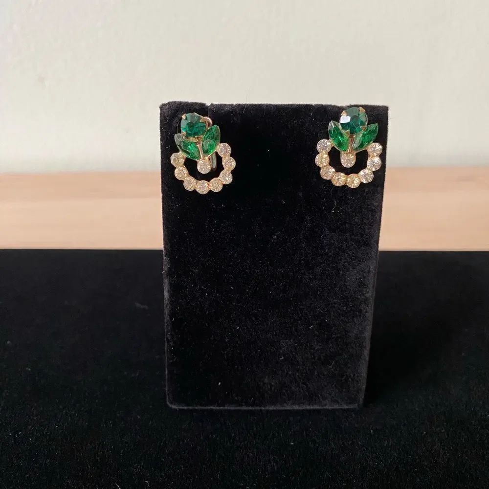 Vintage Forest Green & White Screw-back Earrings